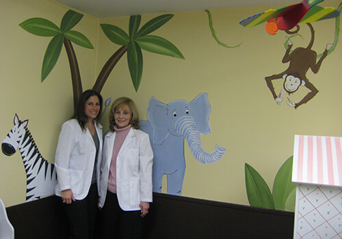 Mural and Doctors - Pediatric Dentist in Bayside, NY